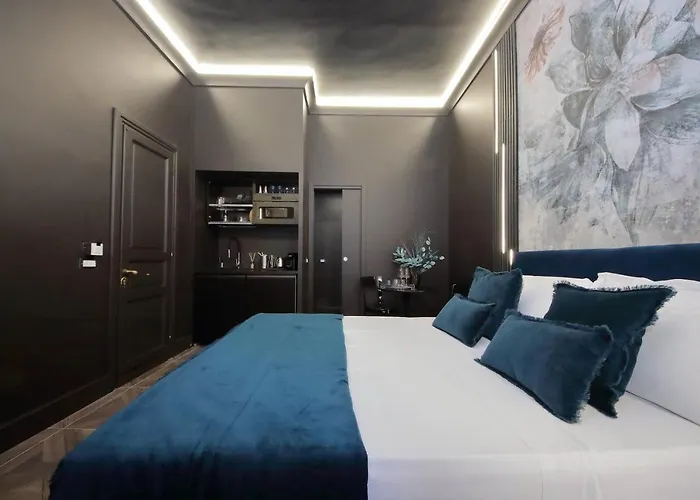 Ych-butterfly Flat Close Trevi Fountain דירה רומא